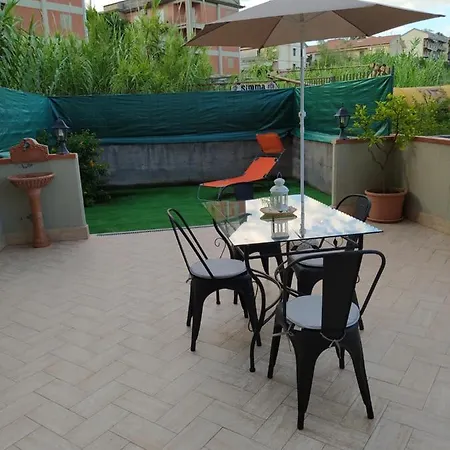 דירה A Casa Di Mariella, Giardino, Terrazzo, Mare, Etna פיומפרדו די סיציליה